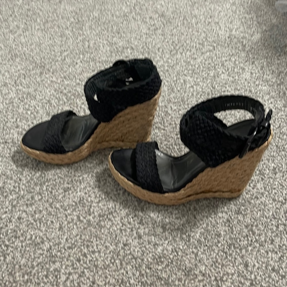 Stuart Weitzman Alex Espadrille Wedge with Black Upper Size 6.5M